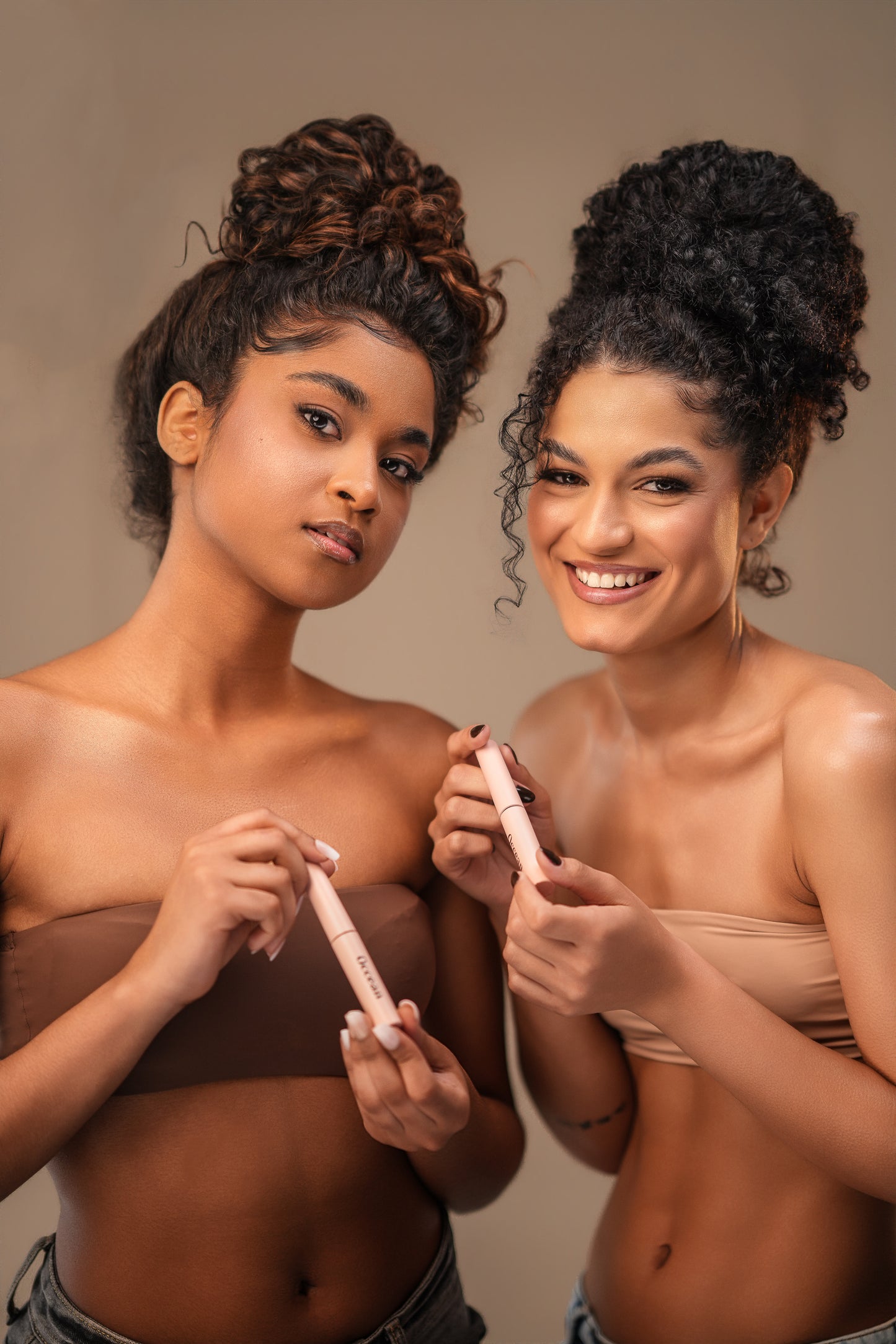GEL PARA MODELAR SOBRANCELHAS